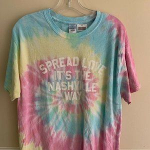 T-Shirt Large Spread Love Nashville Short Sleeve Tie-Dye